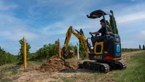 electric mini excavator