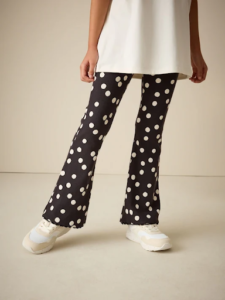 Shop stylish Pakistani girls' bottoms, including trousers, leggings, jeans, and skirts. Comfortable, trendy designs for every occasion at great prices.