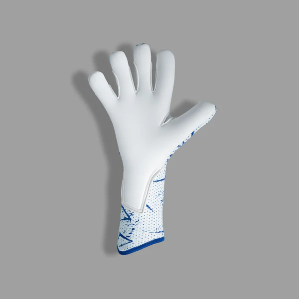 Helping Young Keepers Find a Better Glove Fit